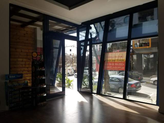 Elbasan, shitet ambjent biznesi 40 m² 2.500 Euro/m2