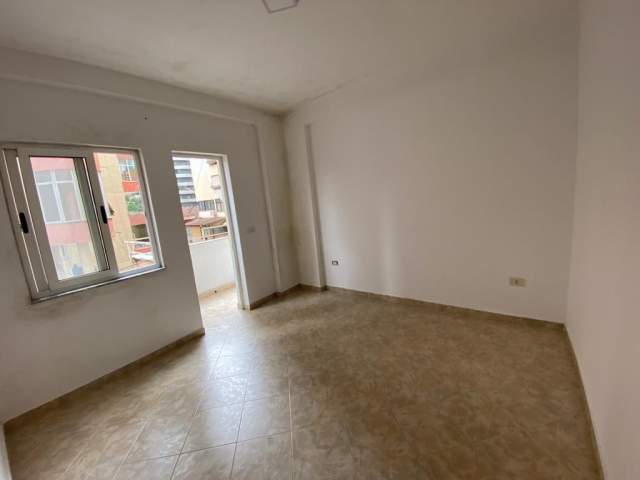Tirane, shitet apartament 1+1+BLK Kati 4, 62 m² 130.000 Euro (Rruga e Elbasanit)