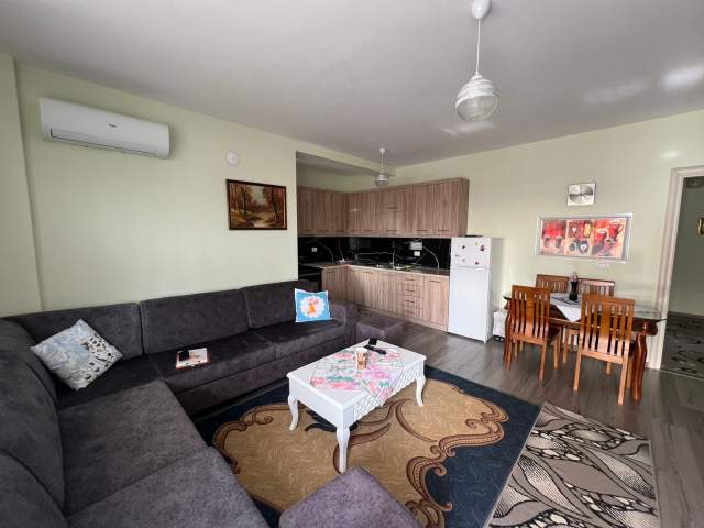 Korce, jepet me qera apartament 1+1+BLK Kati 7, 87 m² 250 Euro (Terminali i Autobuzave)