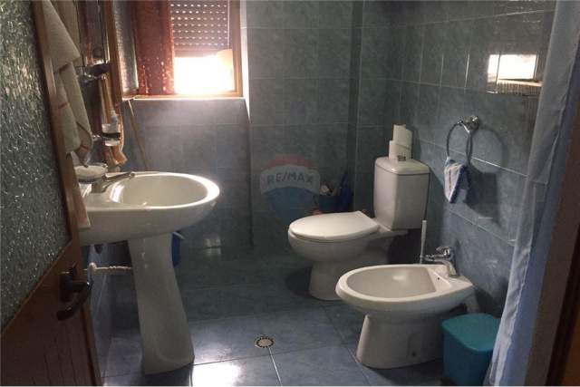Tirane, shes apartament 2+1+BLK Kati 5, 85 m² 75.000 Euro (Asim Vokshi)