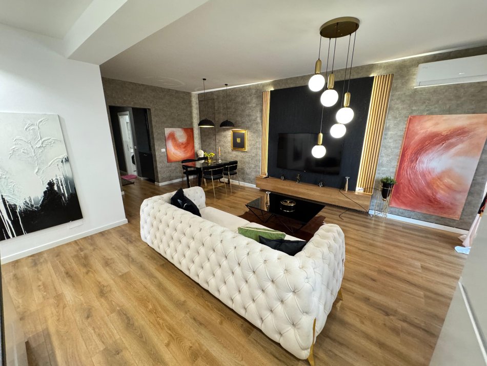 Tirane, jepet me qera apartament 2+1 Kati 3, 110 m² 700 € (kodra e diellit)