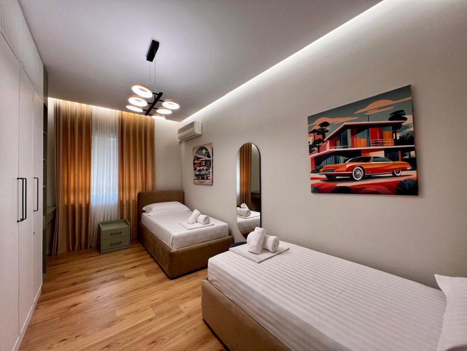 Tirane, jepet me qera apartament 2+1 Kati 3, 80 m² 800 € (Rruga Pjeter Budi)