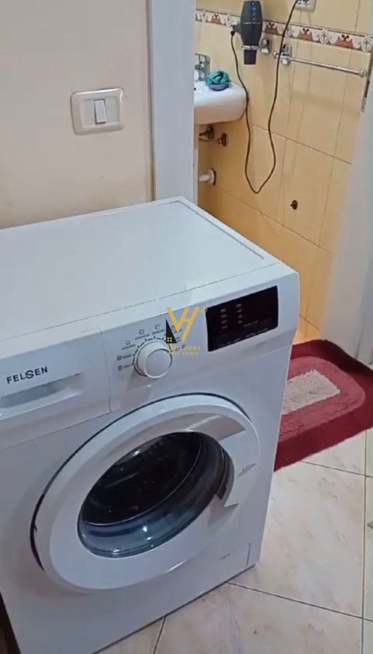 Tirane, jepet me qera apartament 1+1+Ballkon Kati 2, 65 m² 450 € (QENDRA KRISTAL)