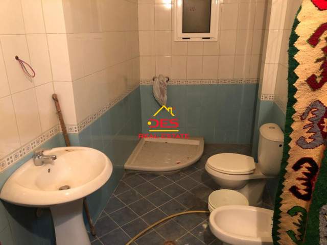 Vlore, shitet apartament 1+1+BLK Kati 5, 85 m² 85.000 Euro (Rruga Kosova)