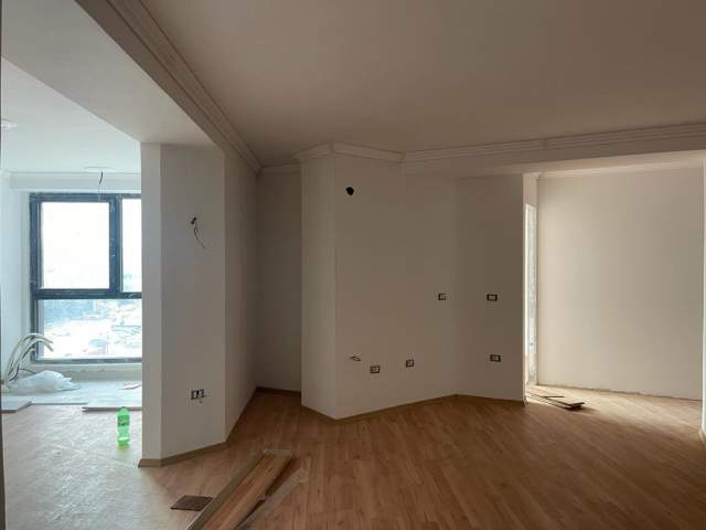 Tirane, shes apartament 2+1+BLK Kati 4, 113 m² 125.000 Euro (Laprak)