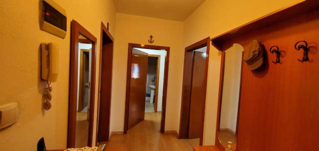 Tirane, shitet apartament 113 m² 93.000 Euro
