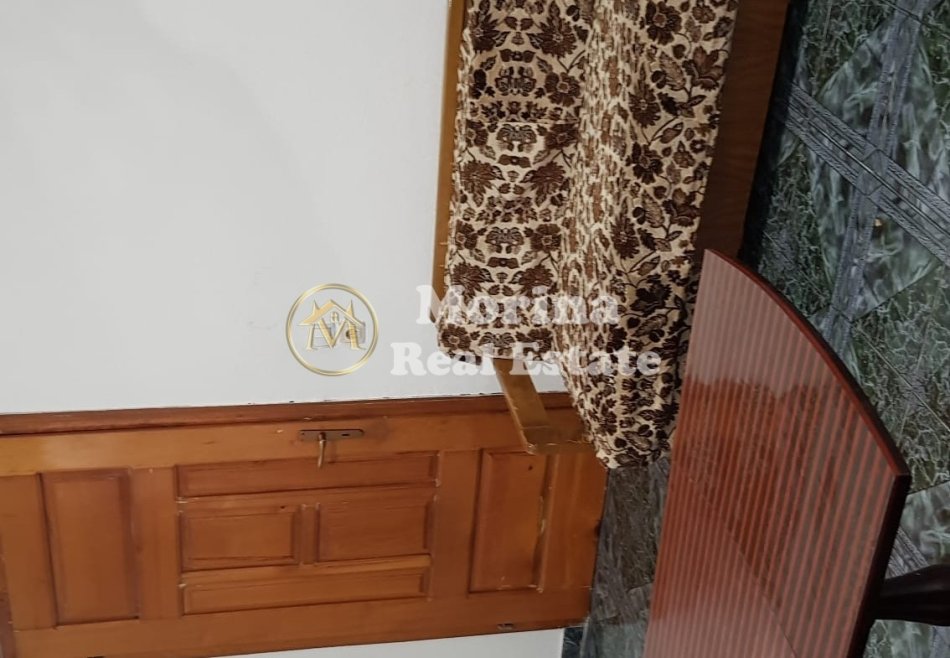 Tirane, jepet me qera shtepi 2+1 Kati 2, 80 m² 380 € (Qytet Studenti)