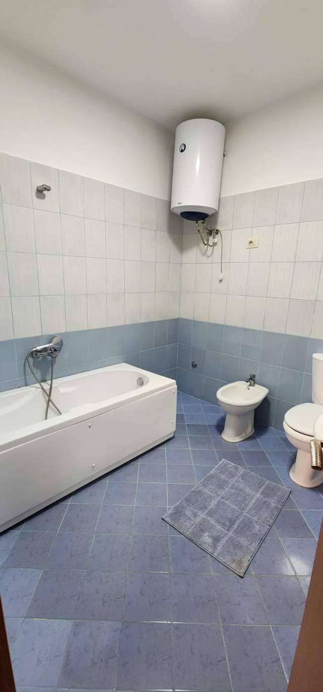 Tirane, jepet me qera apartament 2+1+BLK Kati 4, 110 m² 550 Euro (prane Eco Market)