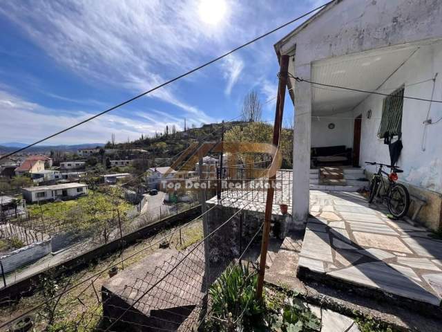 Shkoder, shitet shtepi 2+1+BLK Kati 0, 350 m² 72.000 Euro
