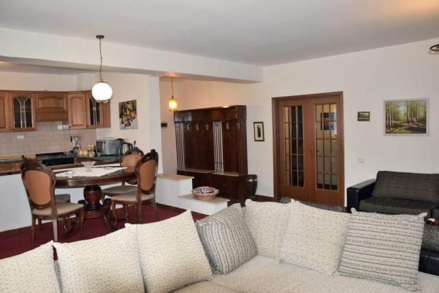 Tirane, jepet me qera apartament 2+1+BLK Kati 6, 130 m² 600 Euro (rruga Sami Frasheri)