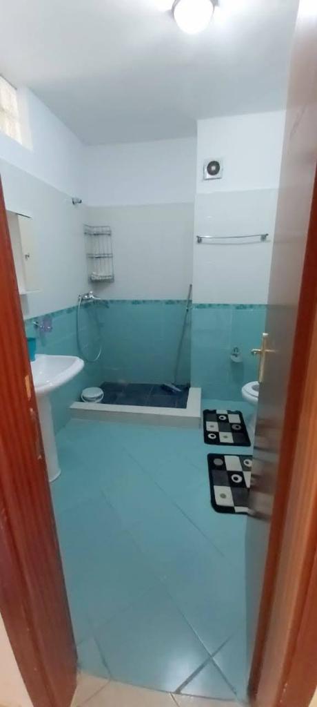 Tirane, shitet apartament 1+1+BLK Kati 6, 92 m² 1.000 Euro/m2 (Aleks Visha)