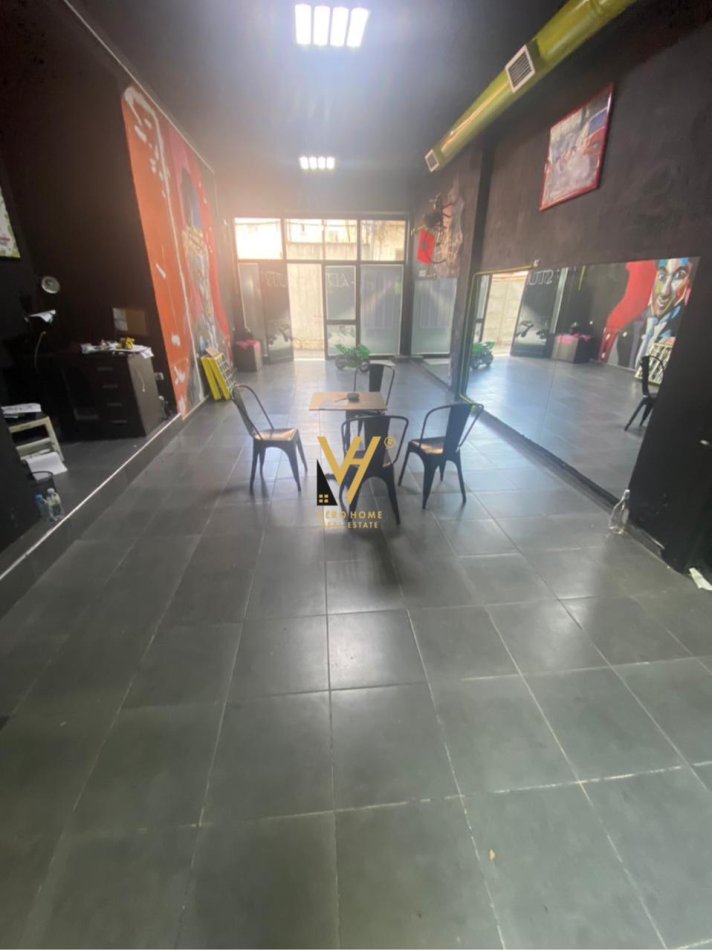 Tirane, jepet me qera ambjent biznesi Kati 0, 67 m² 400 € (RRUGA SIRI KODRA)