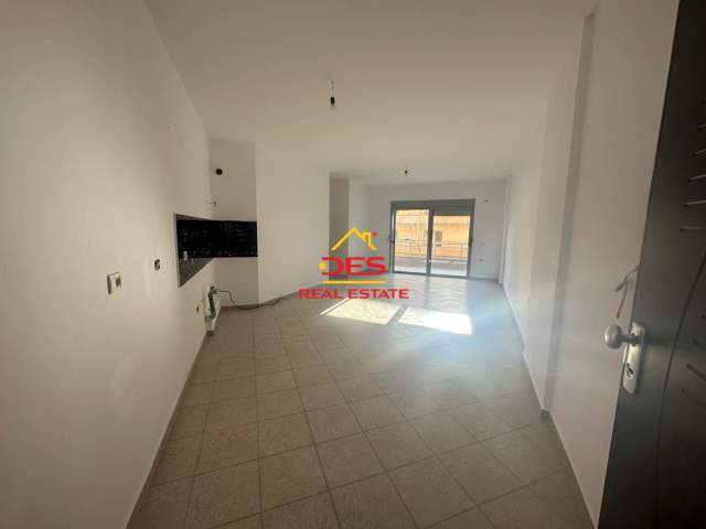 Sarande, shitet apartament 1+1+BLK Kati 3, 75 m² 72.000 Euro (SArande)