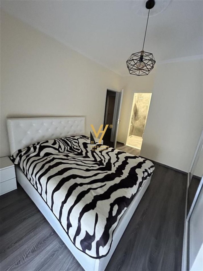 Tirane, jepet me qera apartament 2+1+Ballkon Kati 2, 90 m² 450 € (FRESKU)