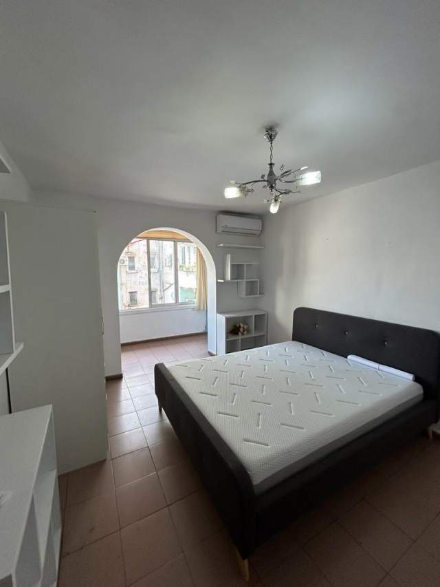 Tirane, shitet apartament 2+1 Kati 4, 63 m² 115.000 Euro (Durrsit)