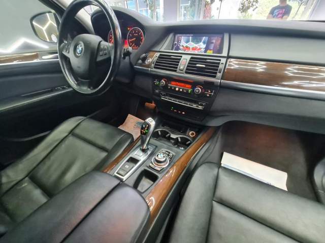 Tirane, shes  BMW X5 3.0 BENZIN FULL OPTION PANORAMIKE Viti 2013,