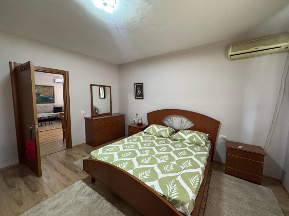 Tirane, jepet me qera apartament 1+1 Kati 10, 70 m² 600 € (rruga e elbasanit)