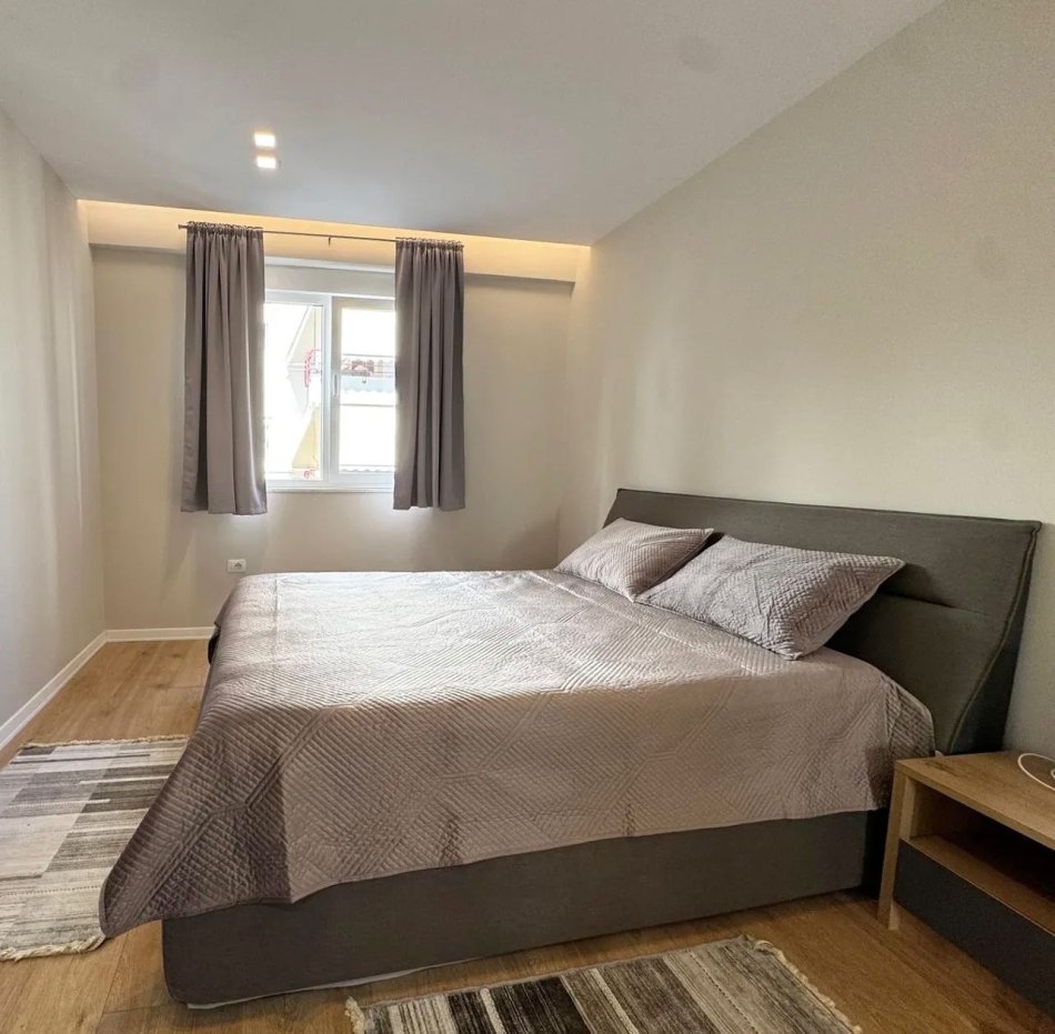 Tirane, shitet 2+1 Kati 3, 93 m² 265.000 € (RRUGA HAMDI SINA)
