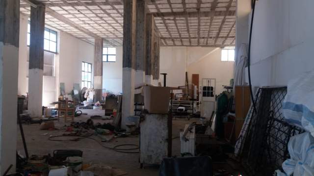 Elbasan, jepet me qera ambjent biznesi 1.700 m² 600 Euro