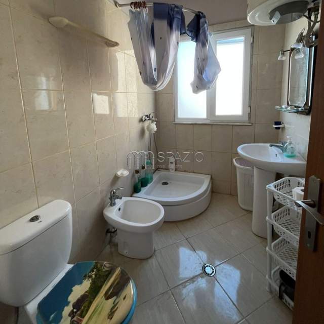 Mali Robit, shitet apartament 1+1+BLK 75 m² 40.000 Euro (Mali i Robit)