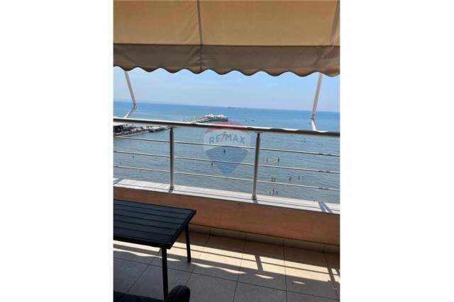 Durres, jepet me qera apartament 1+1+BLK Kati 4, 66 m² 400 Euro (Plazh)