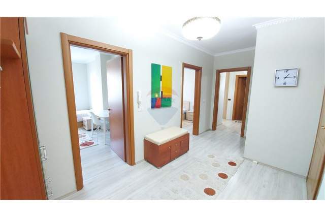 Tirane, jepet me qera apartament 3+1+A+BLK Kati 3, 122 m² 900 Euro (Rr. e Elbasanit)