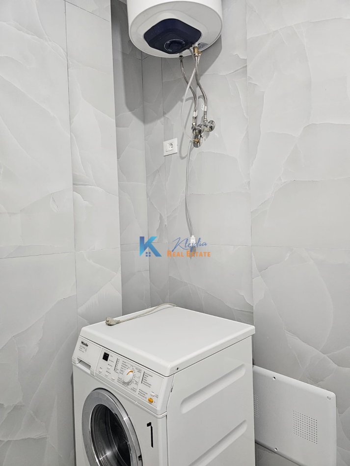 Tirane, jap me qera apartament 1+1+Ballkon Kati 7, 61 m² (Ali Demi)