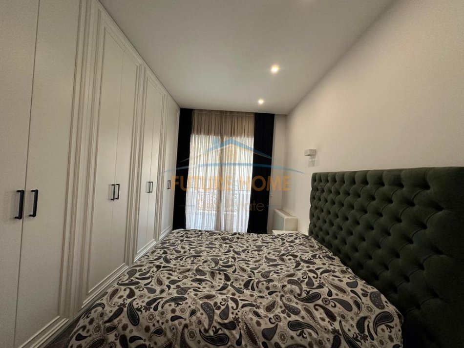 Tirane, jepet me qera apartament 2+1 Kati 5, 114 m² 1.300 € (deliorgji)