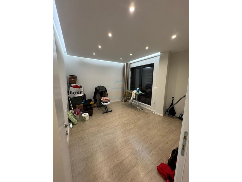 Tirane, shitet apartament 2+1 Kati 2, 109 m² 26.500.000 € 