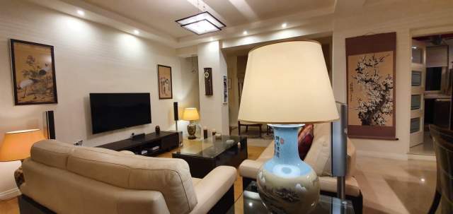 Tirane, shes apartament 3+1+BLK Kati 8, 145 m² 210.000 Euro (Rr. Mine Peza (Kafe Flora))