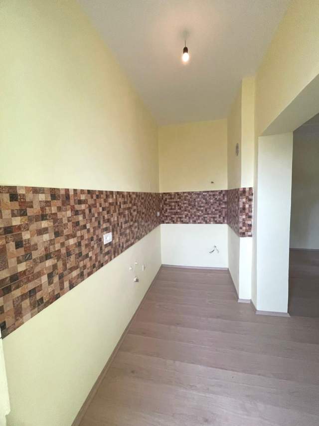 Tirane, shitet apartament 1+1+BLK Kati 3, 55 m² 75.000 Euro (Pazari i Ri-Sholla e kuqe)