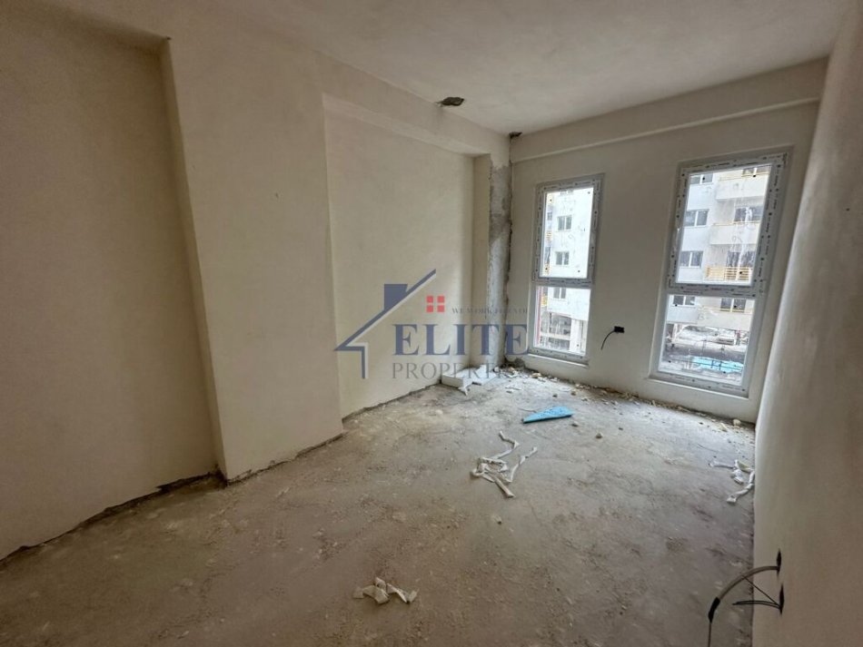 Tirane, shitet apartament 2+1+Ballkon Kati 2, 109 m² 158.630 € (Dritan Hoxha)