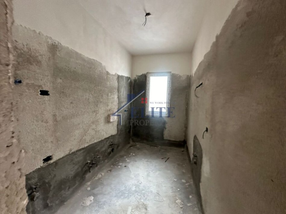 Tirane, shitet apartament 2+1+Ballkon Kati 2, 109 m² 158.630 € (Dritan Hoxha)