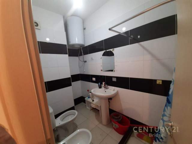 Tirane, shitet apartament 1+1+BLK Kati 6, 62 m² 55.000 Euro