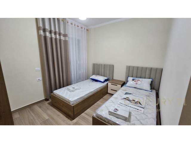 Tirane, jepet me qera apartament 2+1+BLK Kati 6, 100 m² 650 Euro (don bosko)
