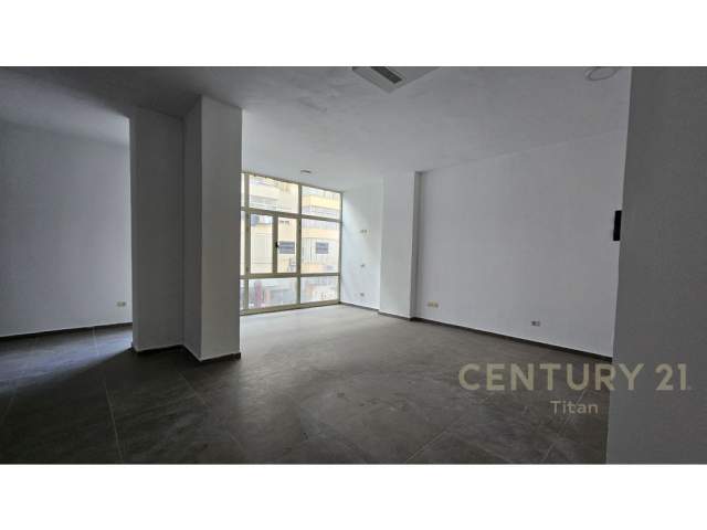 Tirane, shitet ambjent biznesi Kati 2, 85 m² 57.000 Euro