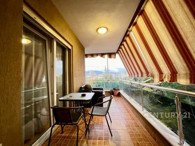 Tirane, jepet me qera apartament 2+1+BLK Kati 4, 100 m² 650 Euro (komuna parisit)