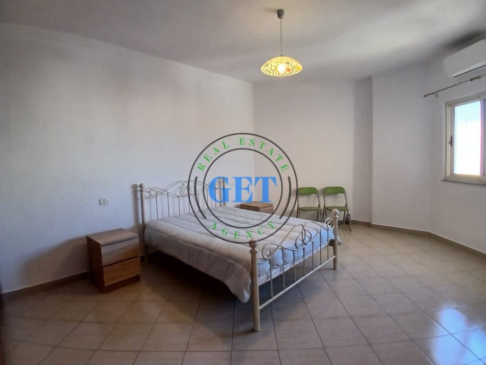 Durres, jepet me qera apartament 2+1+Ballkon Kati 6, 100 m² 450 € (KAZAZI,DURRES)