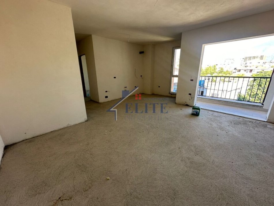 Tirane, shitet apartament 2+1+Ballkon Kati 1, 116 m² 162.554 € (Siri Kodra)