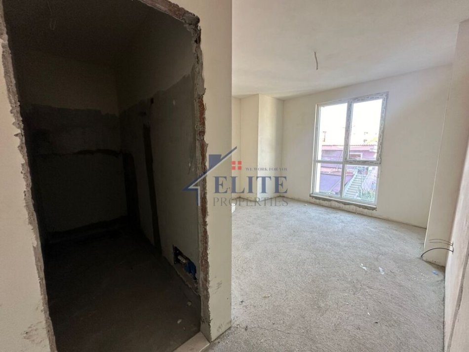 Tirane, shitet apartament 2+1+Ballkon Kati 1, 116 m² 162.554 € (Siri Kodra)