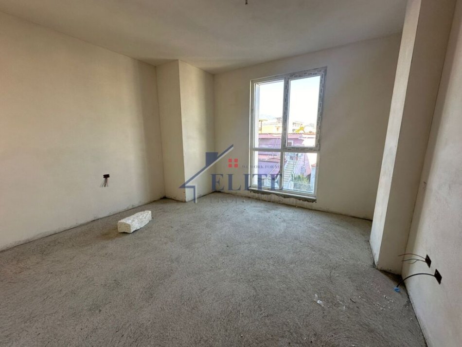 Tirane, shitet apartament 2+1+Ballkon Kati 1, 116 m² 162.554 € (Siri Kodra)