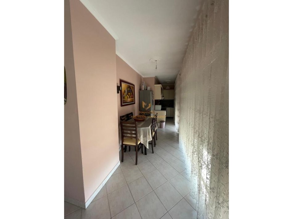 Tirane, jepet me qera apartament 2+1+Aneks+Ballkon Kati 8, 100 m² 850 € (ish sheshi shqiponja)