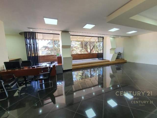 Tirane, jepet me qera ambjent biznesi Kati 1, 100 m² 900 Euro (Don Bosko)