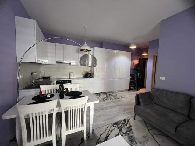Tirane, jepet me qera apartament 1+1+BLK Kati 1, 64 m² 500 Euro (prane Kopshtit Botanik)