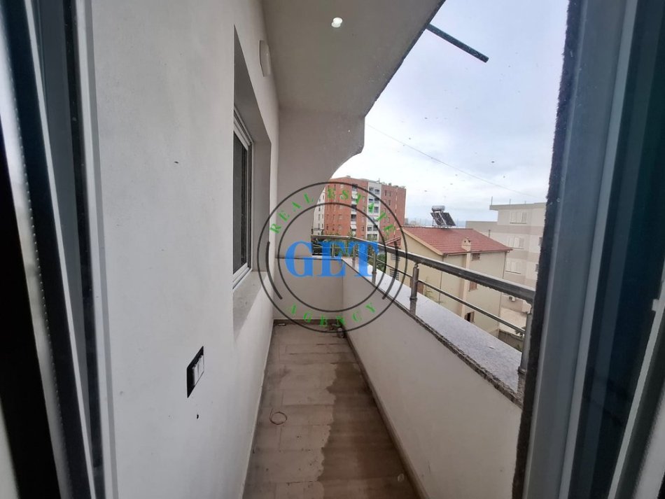 Durres, shitet apartament 2+1 Kati 5, 83 m² 95.000 € 