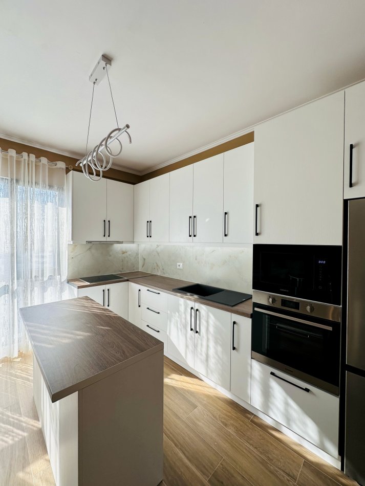 📣 QERA SUPER Apartament 2+1 Me 2 Tualete Dhe Ballkon 📍 Farmacia 10 🛣️ Rruga e "Dibres" ✨