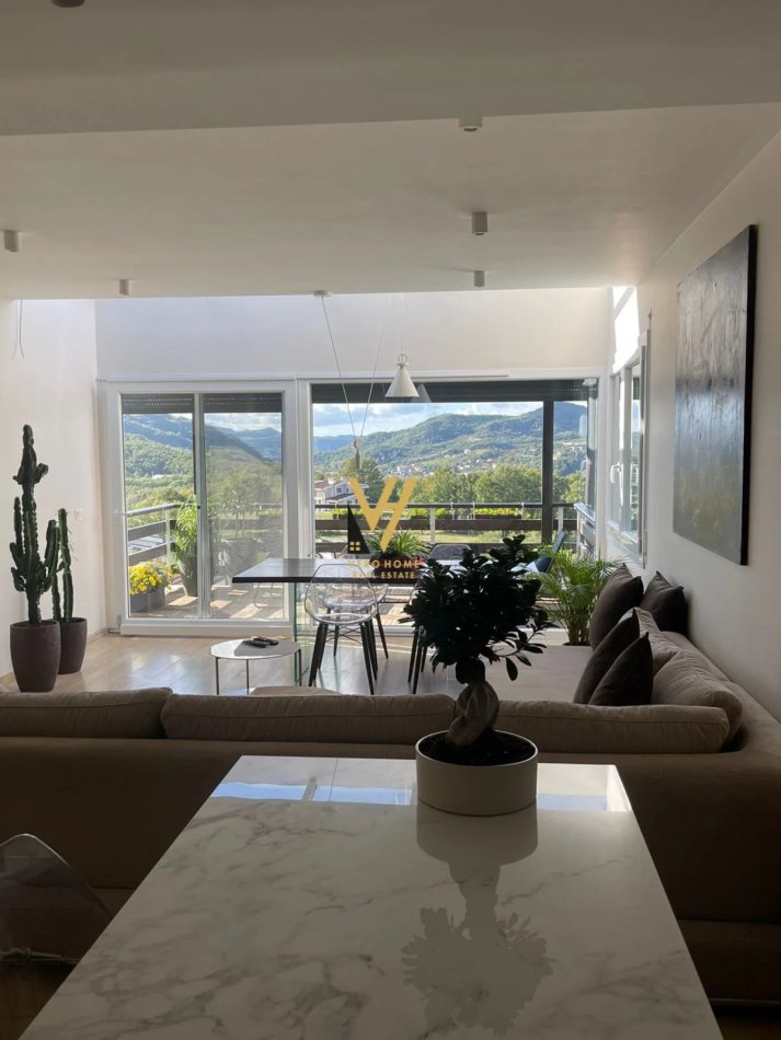 Tirane, shitet Apartament 2+1+2+Ballkon Kati 0, 130 m² 420.000 € (TEG)