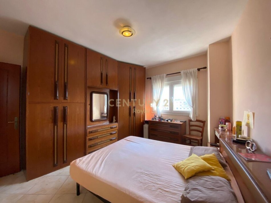 Apartment 2+1+2 afer Irfan Tomini 162000 €