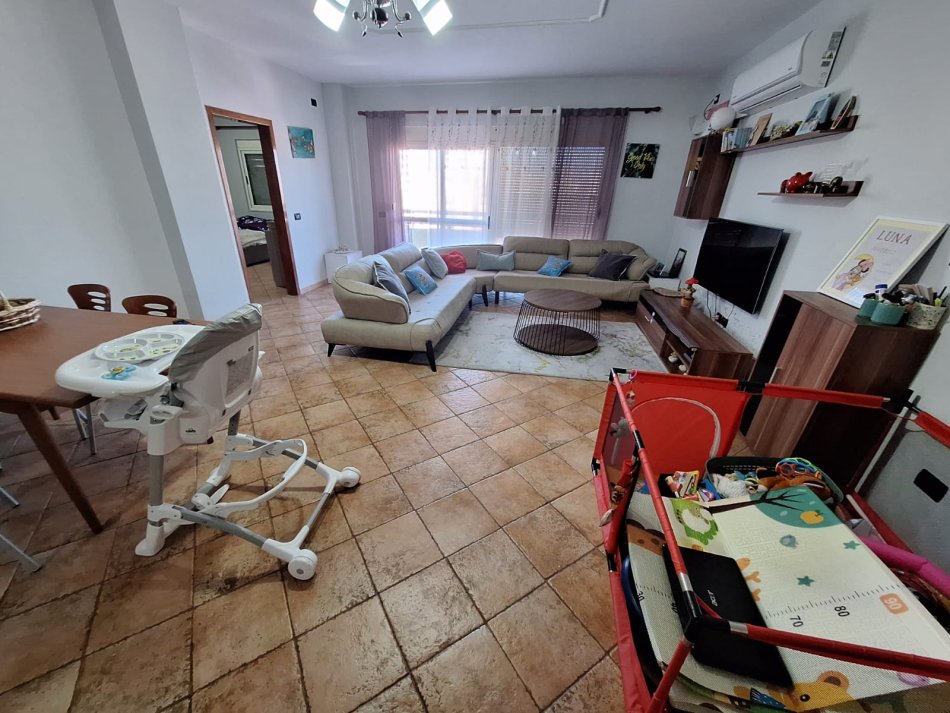 Durres, shitet apartament 3+1+Ballkon Kati 7, 143 m² 230.000 € 