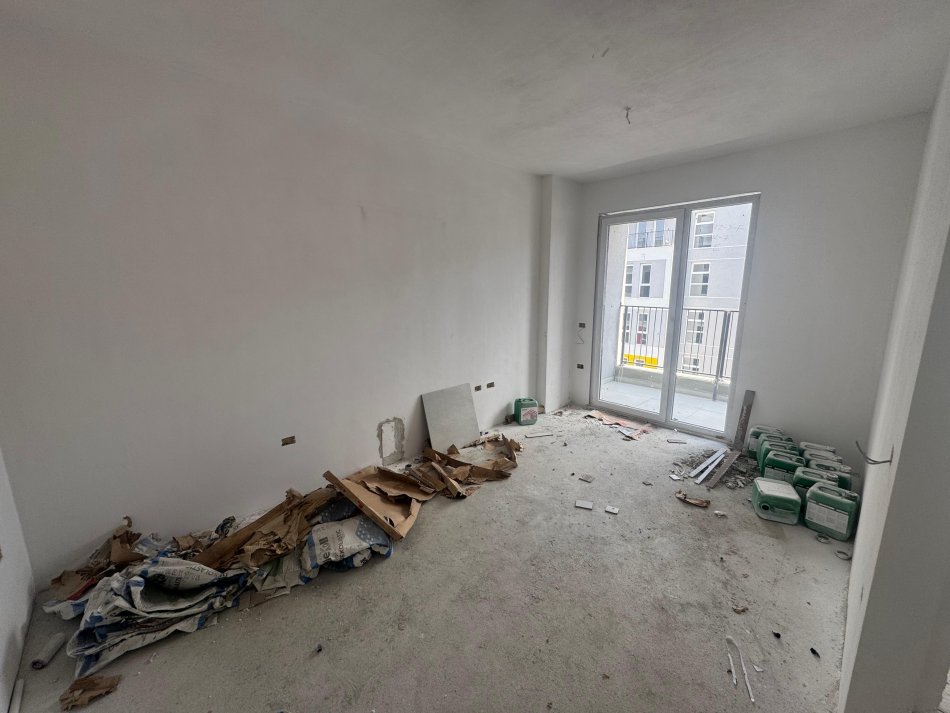 Tirane, shitet apartament 1+1 Kati 7, 78 m² 62.000 € (univers city ,QTU)